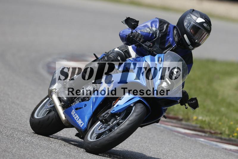 /27 12.06.2025 Ducati Schweiz Trackday Warmup  ADR/gruen-vert/4